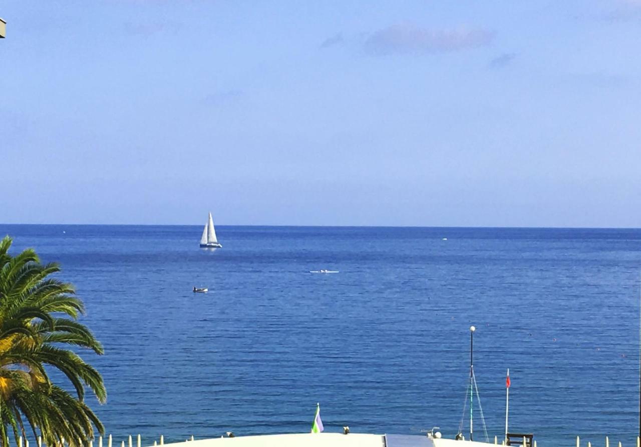 알비솔라마리나 Le Finestre Sul Mare 아파트 외부 사진